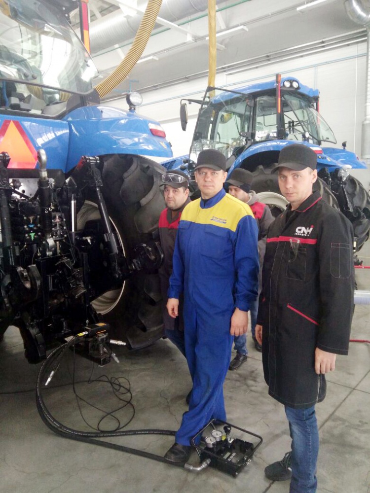 Подготовка технических специалистов для ремонта и диагностики тракторов Т8/Magnum